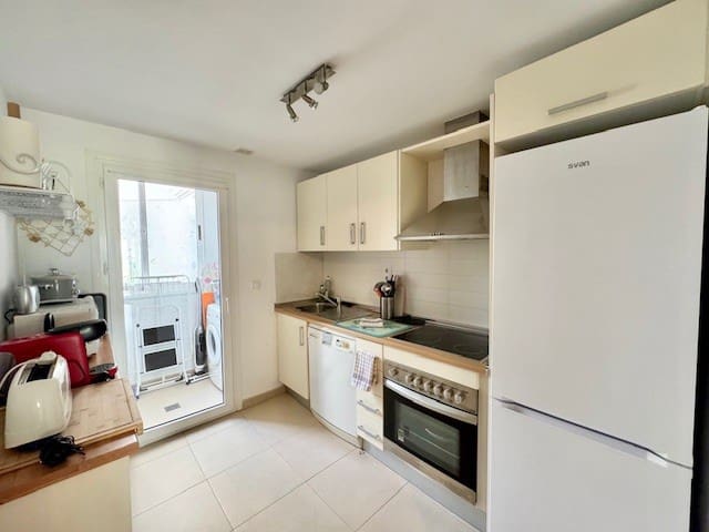 2 slaapkamer Appartement te koop in Avileses met zwembad - € 139.950 (Ref: 9173107)