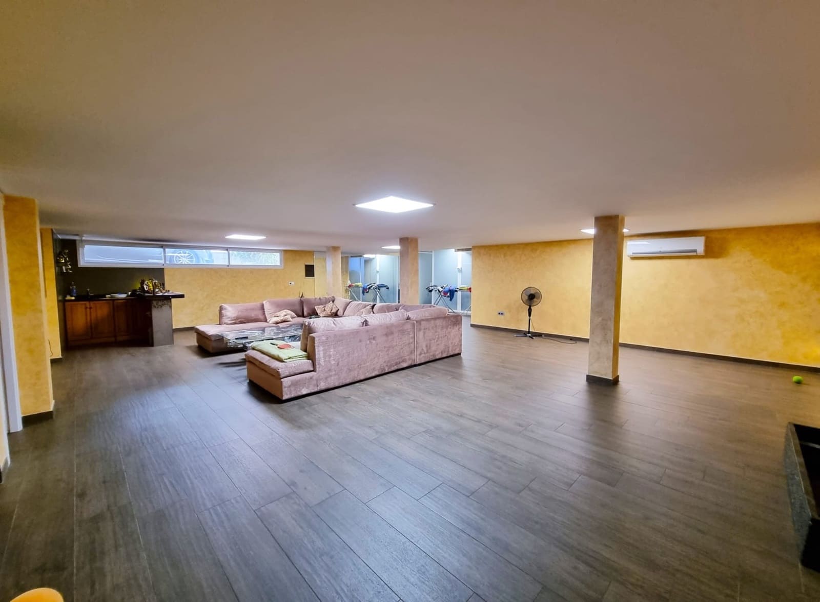 5 makuuhuone Huvila myytävänä paikassa Torrevieja mukana uima-altaan - 1 170 000 € (Ref: 9177894)