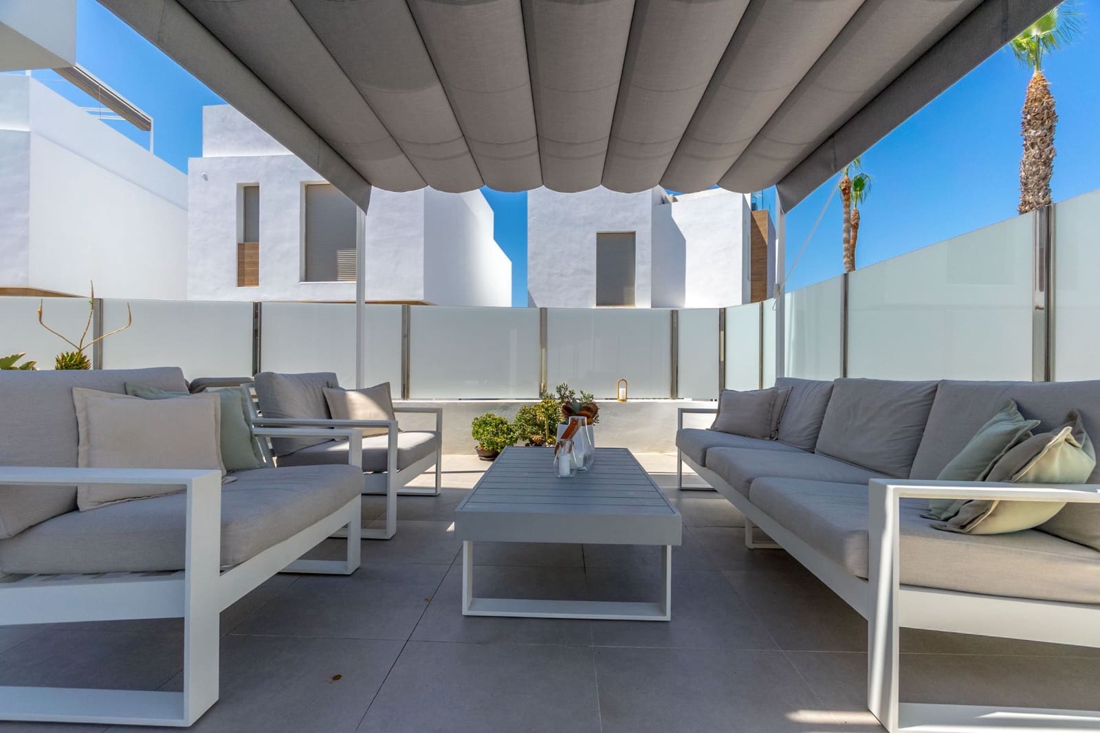 3 bedroom Villa for sale in Orihuela Costa with pool - € 429,000 (Ref: 9177895)