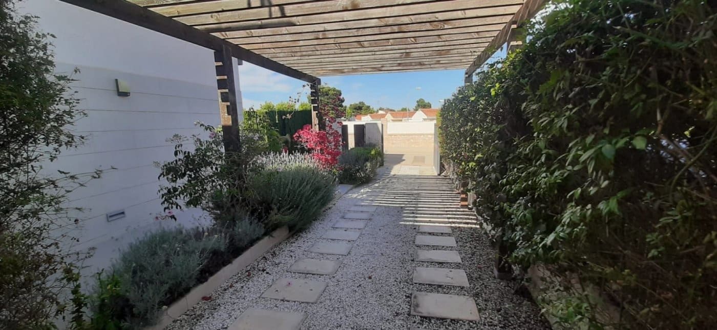 4 sovrum Villa till salu i La Ribera med pool - 1 990 000 € (Ref: 9198199)