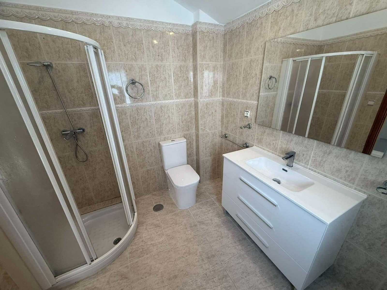5 quarto Moradia para venda em Orihuela com piscina - 370 000 € (Ref: 9198233)