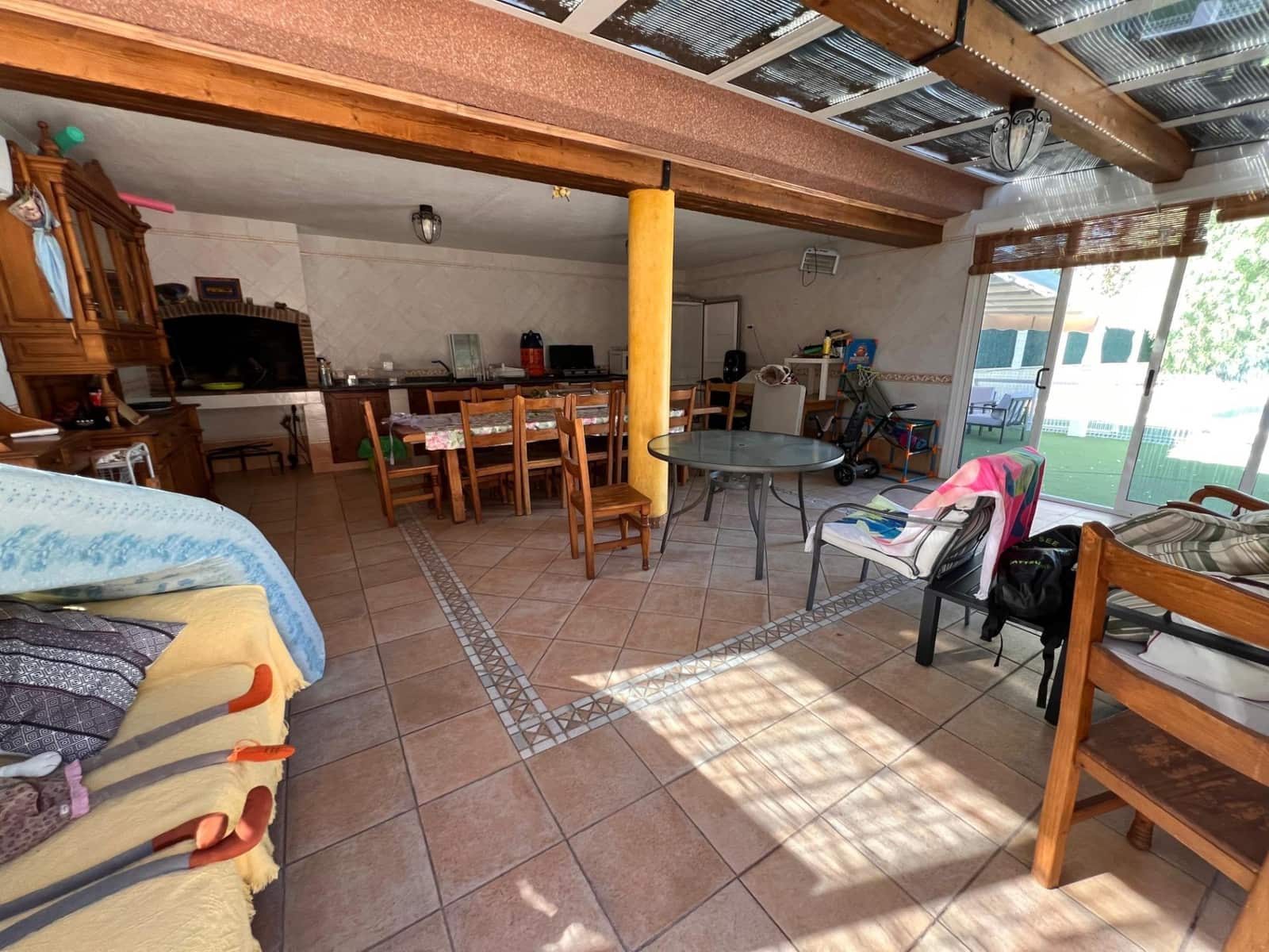7 Zimmer Villa zu verkaufen in Callosa de Segura mit Pool - 560.000 € (Ref: 9215817)