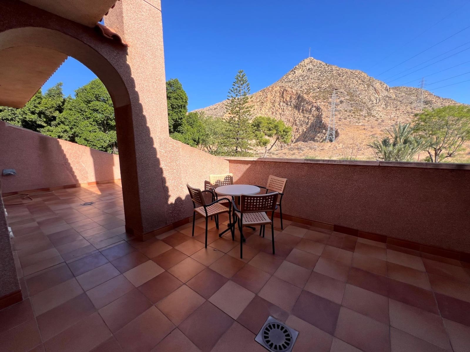 7 Zimmer Villa zu verkaufen in Callosa de Segura mit Pool - 560.000 € (Ref: 9215817)