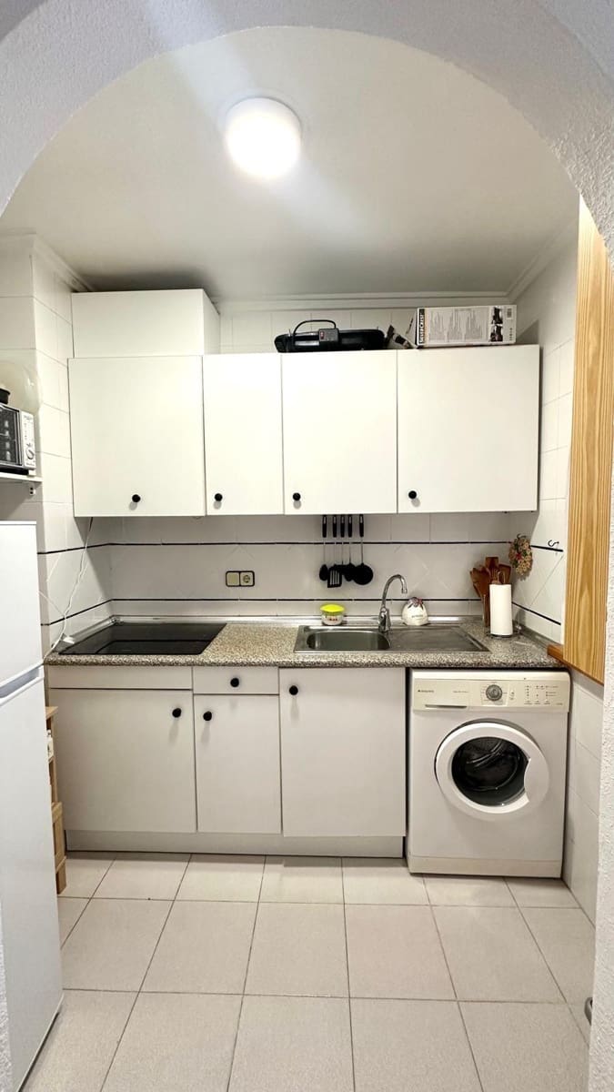 2 sypialnia Penthouse na sprzedaż w Torrevieja z basenem - 158 000 € (Ref: 9215819)