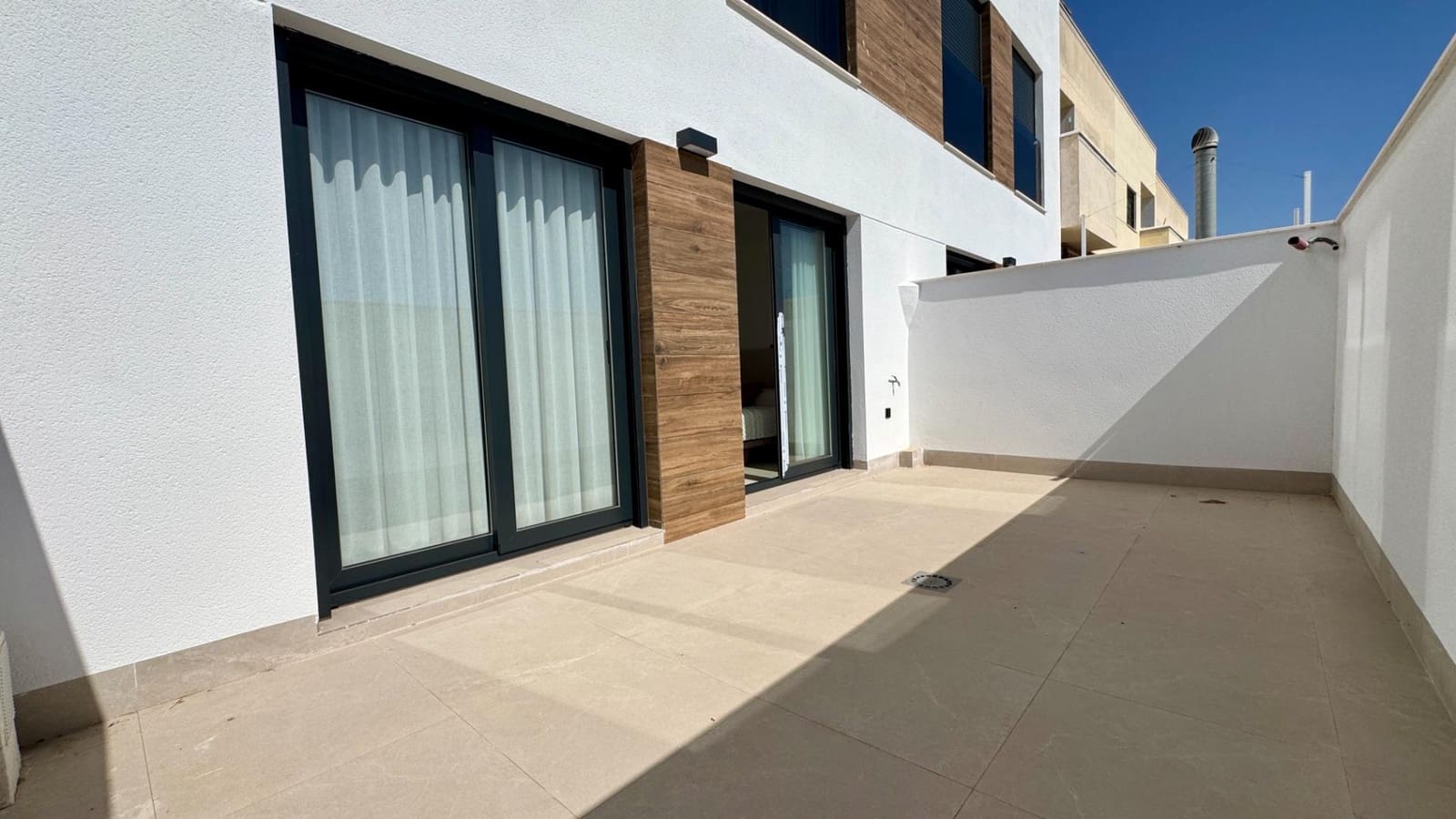2 soveværelse Bungalow til salg i San Pedro del Pinatar - € 258.900 (Ref: 9215823)
