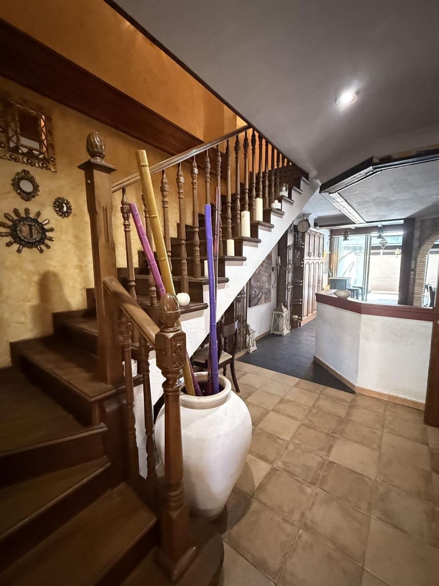 4 soveværelse Byhus til salg i Torrevieja - € 365.000 (Ref: 9215824)