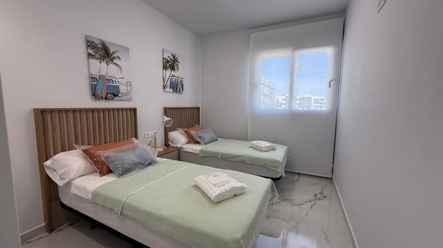 Apartamento de 2 habitaciones en La Florida, Orihuela en venta con garaje - 299.900 € (Ref: 9215826)