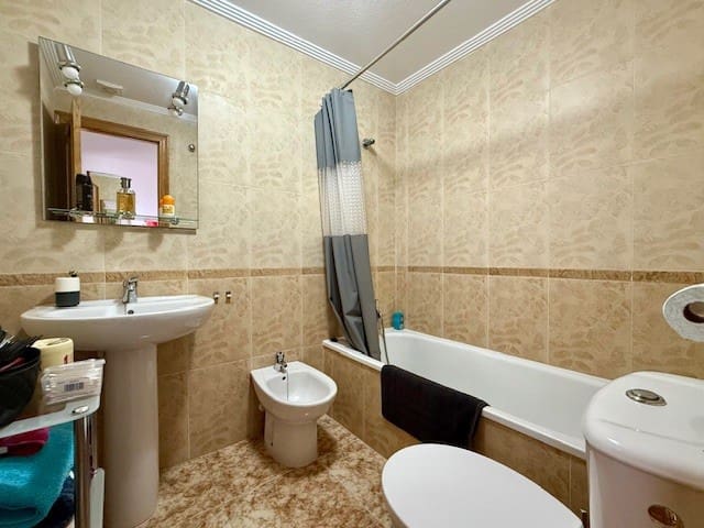 2 chambre Appartement à vendre à Orihuela Costa avec piscine garage - 169 000 € (Ref: 9256272)