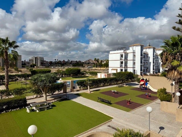 2 chambre Appartement à vendre à Orihuela Costa avec piscine garage - 169 000 € (Ref: 9256272)