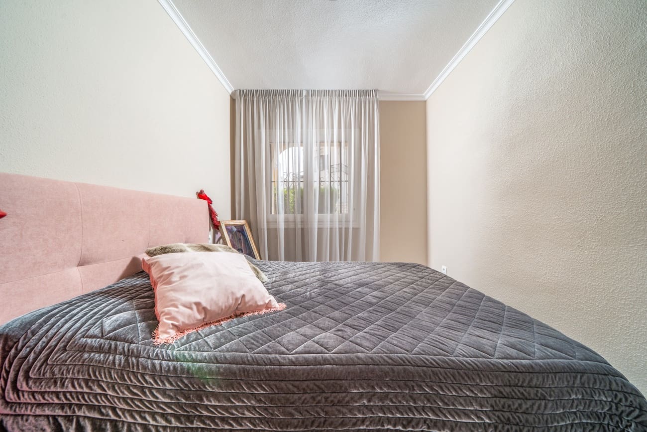 2 soveværelse Bungalow til salg i Torrevieja med swimmingpool - € 180.000 (Ref: 9256297)