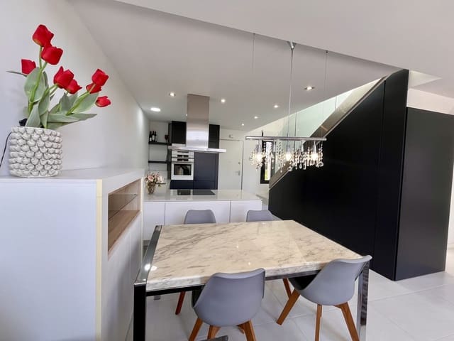 3 bedroom Villa for sale in Los Dolses, Orihuela with garage - € 585,000 (Ref: 9297893)