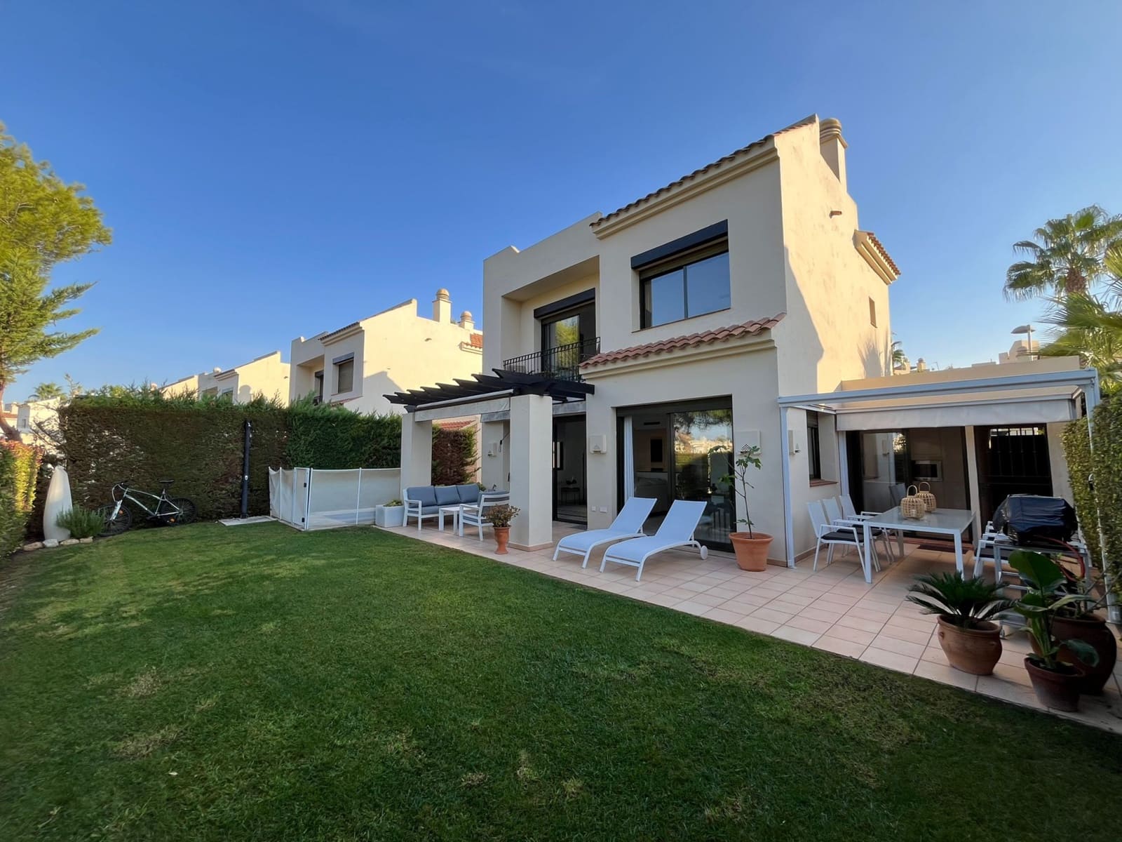 3 camera da letto Villa in vendita in Los Alcazares con piscina garage - 650.000 € (Rif: 9297895)