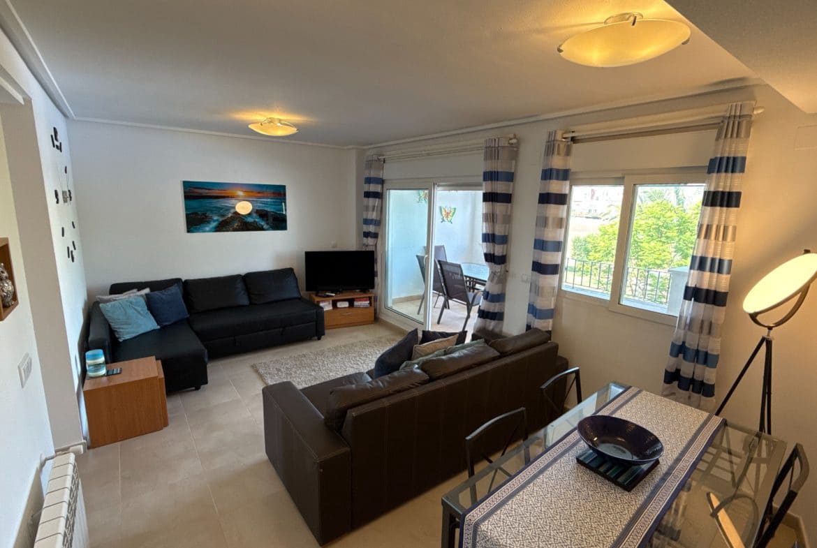 2 slaapkamer Appartement te koop in Roldan met zwembad garage - € 129.950 (Ref: 9297896)