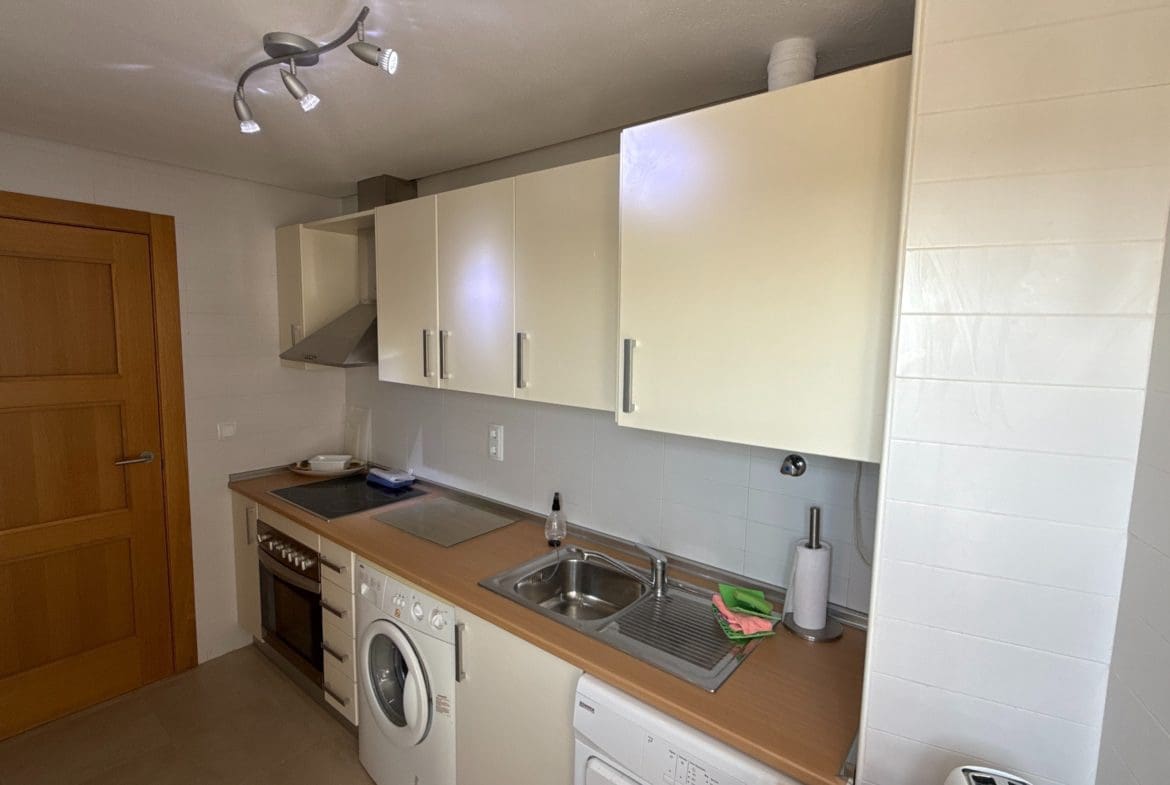 2 slaapkamer Appartement te koop in Roldan met zwembad garage - € 129.950 (Ref: 9297896)