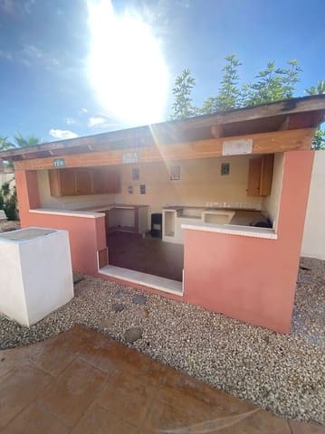 3 bedroom Villa for sale in Catral with pool garage - € 285,000 (Ref: 9297911)