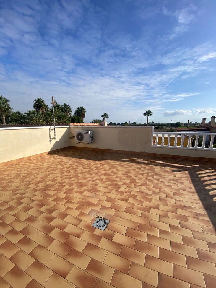 3 sovrum Villa till salu i Catral med pool garage - 285 000 € (Ref: 9297911)