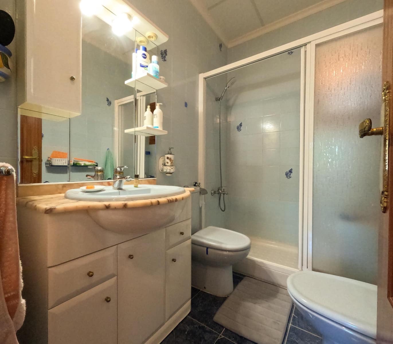 4 soverom Hus til salgs i Torrevieja med garasje - € 249 900 (Ref: 9297922)