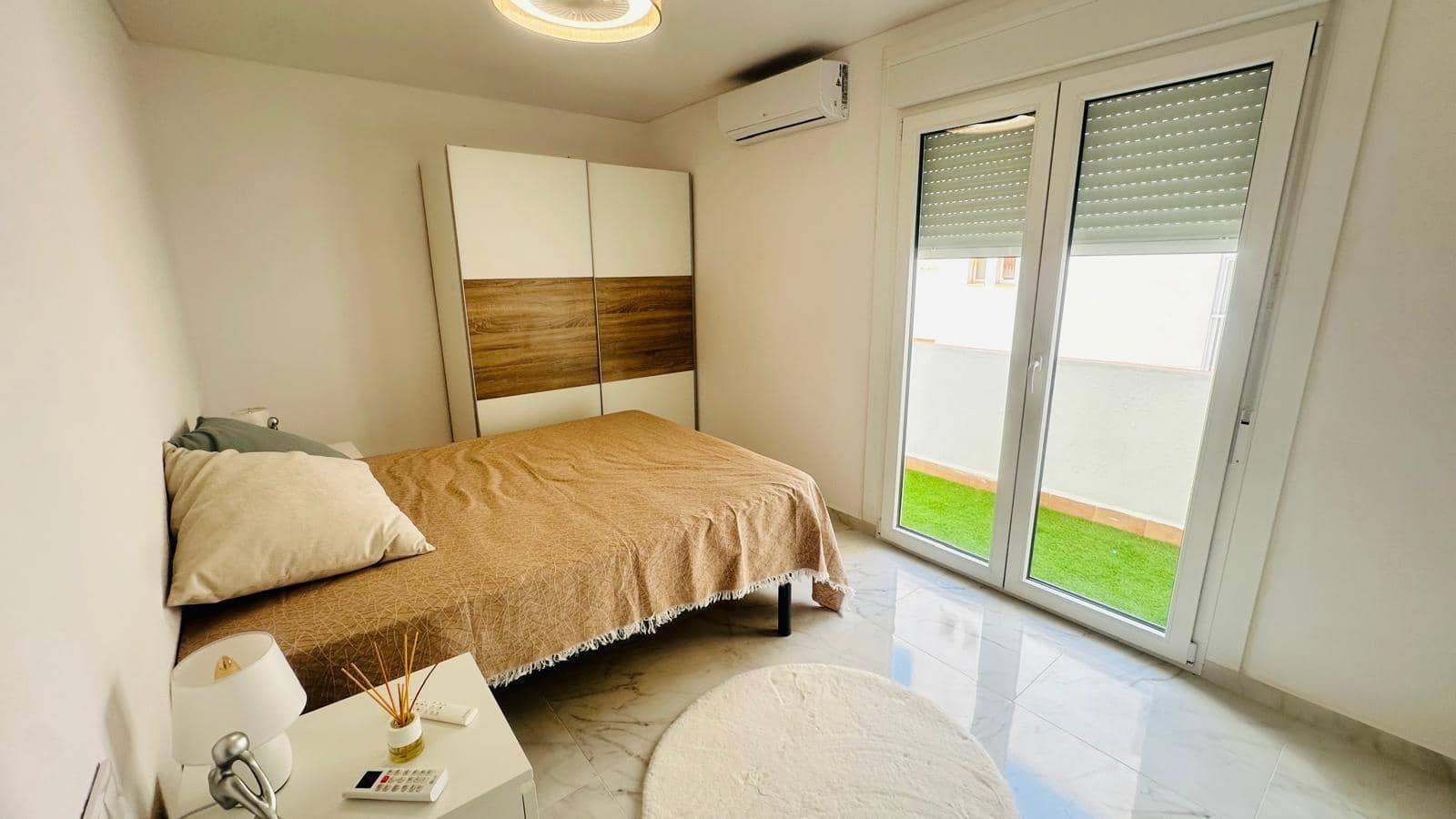 3 quarto Apartamento para venda em Torrevieja - 210 000 € (Ref: 9328578)