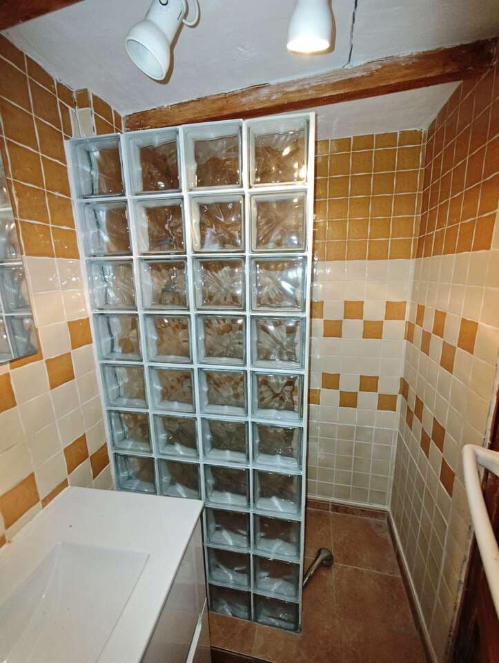 4 soveværelse Finca/Landehus til salg i Raspay med swimmingpool - € 164.995 (Ref: 9328597)