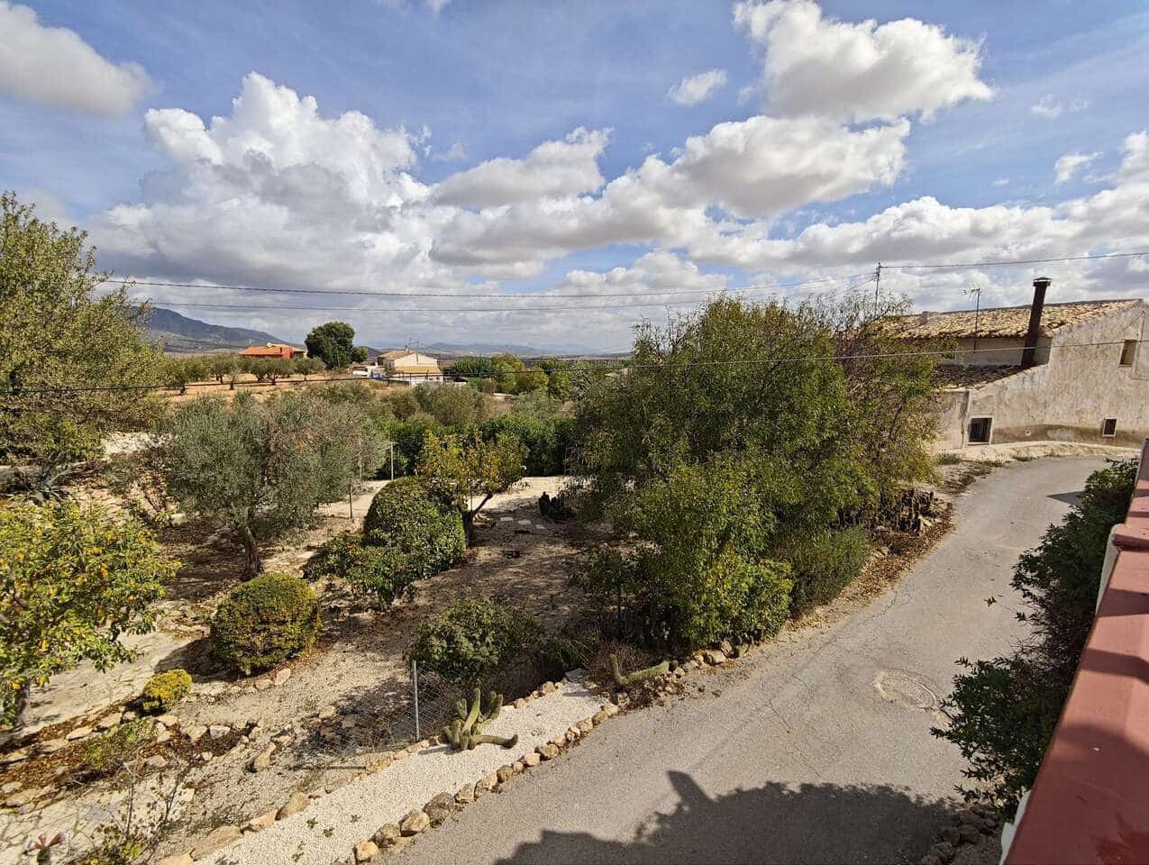 4 soveværelse Finca/Landehus til salg i Raspay med swimmingpool - € 164.995 (Ref: 9328597)