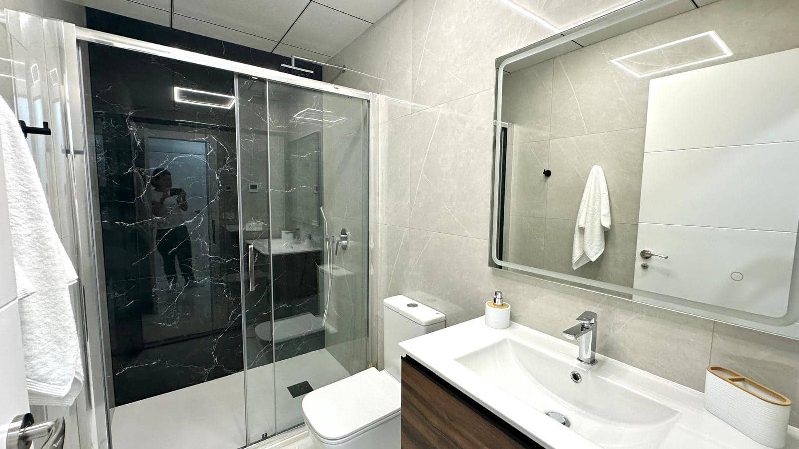 2 sypialnia Apartament na sprzedaż w Torrevieja - 250 000 € (Ref: 9328600)