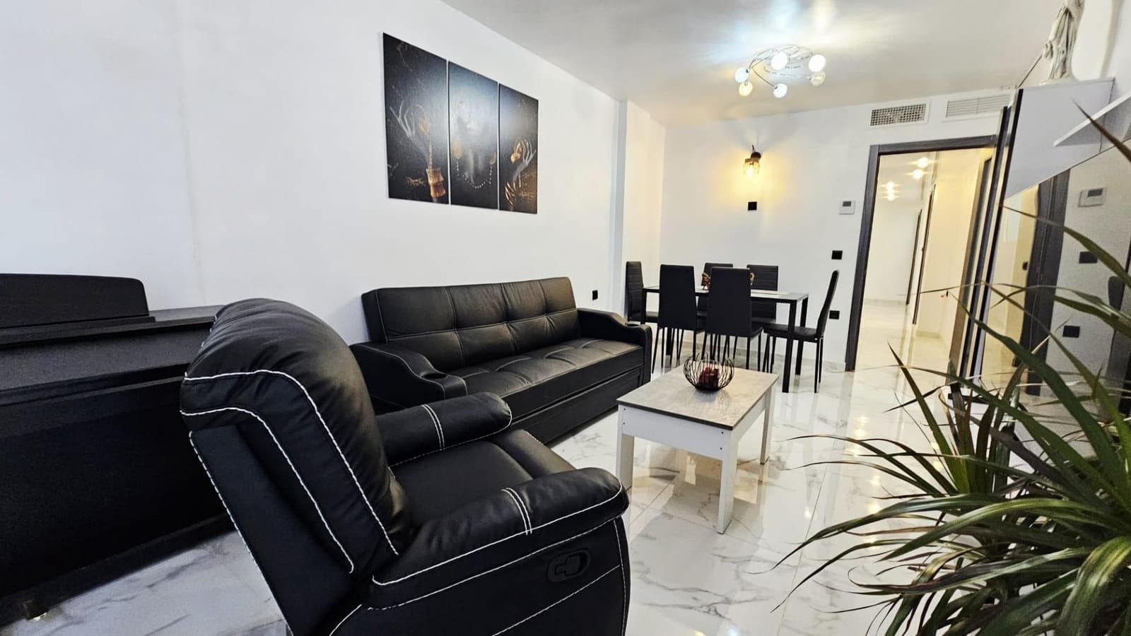 3 quarto Apartamento para venda em Torrevieja - 193 900 € (Ref: 9328601)