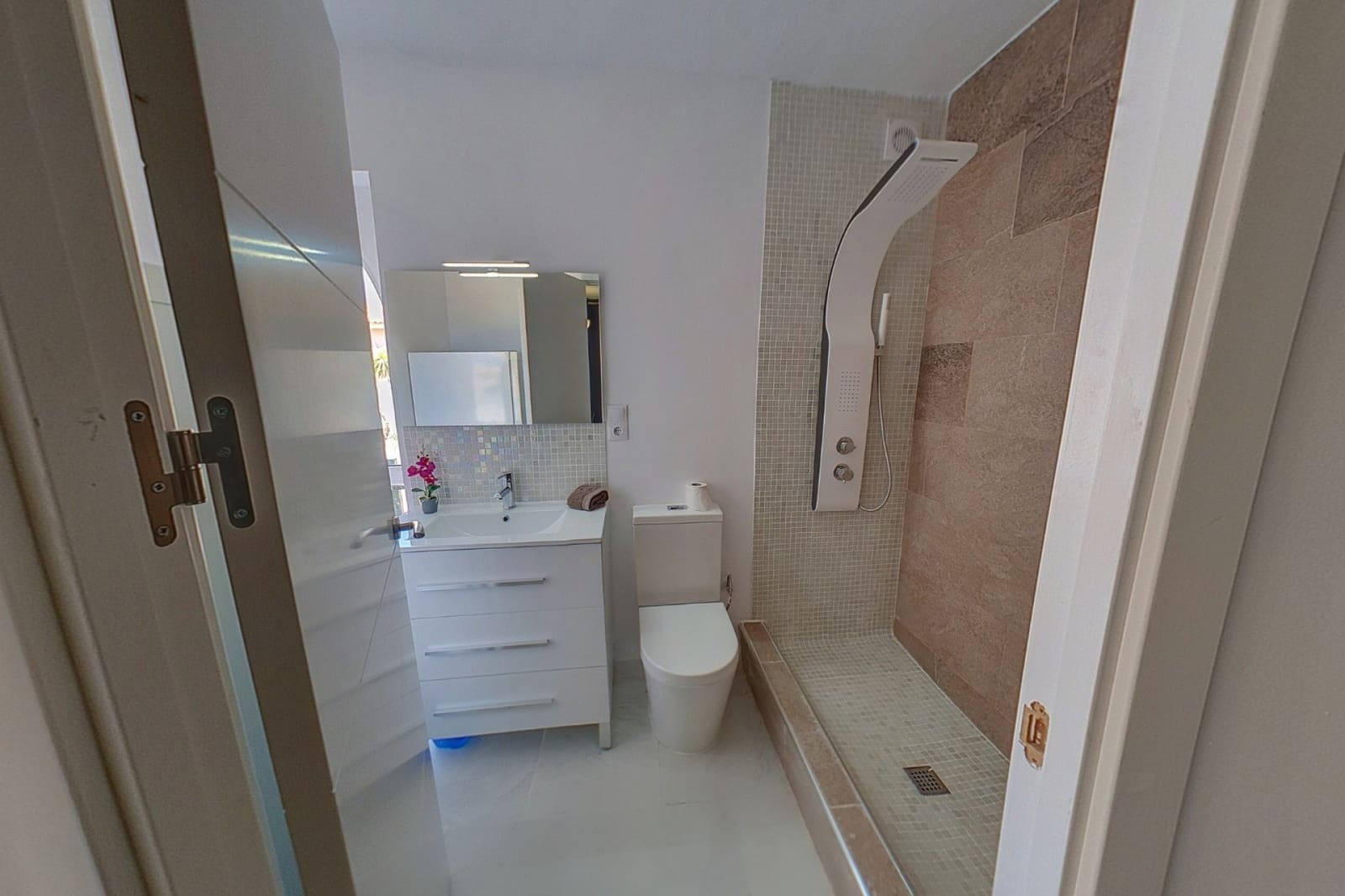 6 camera da letto Villa in vendita in Ciudad Quesada con piscina garage - 685.000 € (Rif: 9338595)