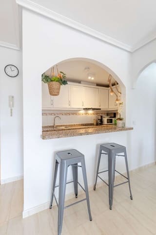 2 slaapkamer Appartement te koop in San Miguel de Salinas met zwembad garage - € 159.000 (Ref: 9338602)