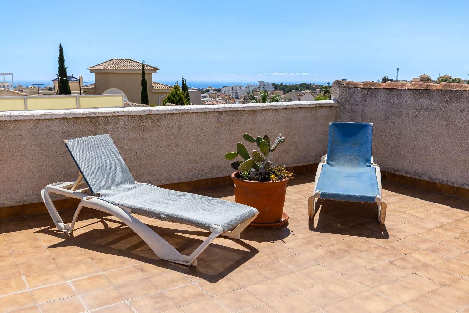 2 bedroom Villa for sale in Orihuela with pool garage - € 249,000 (Ref: 9338605)