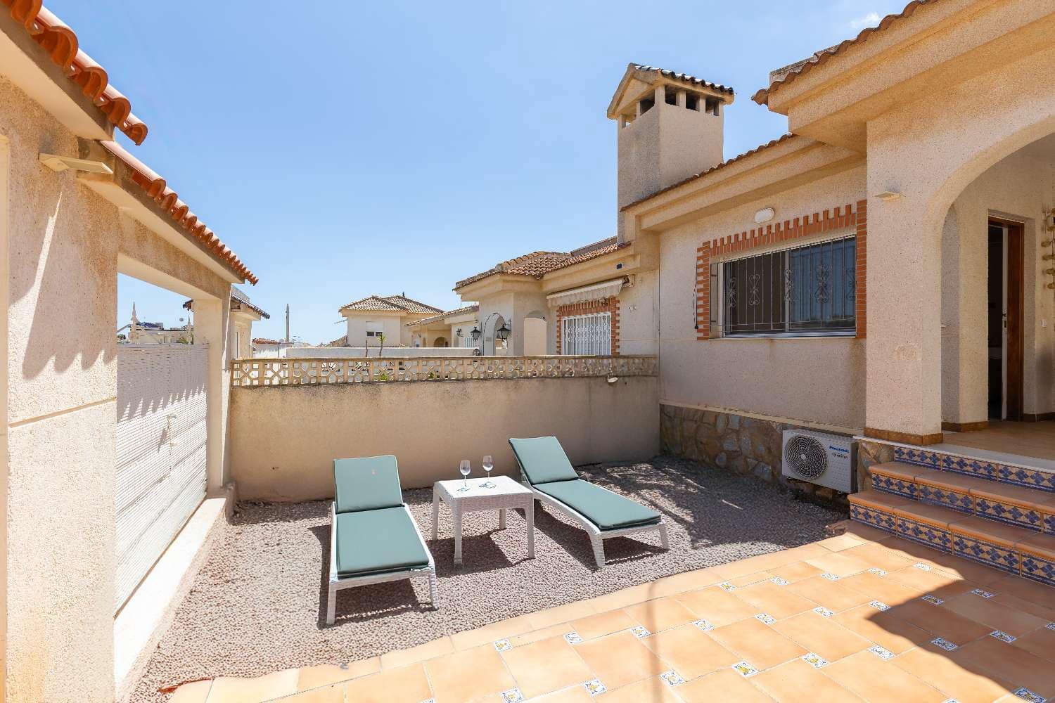 2 bedroom Villa for sale in Orihuela with pool garage - € 249,000 (Ref: 9338605)
