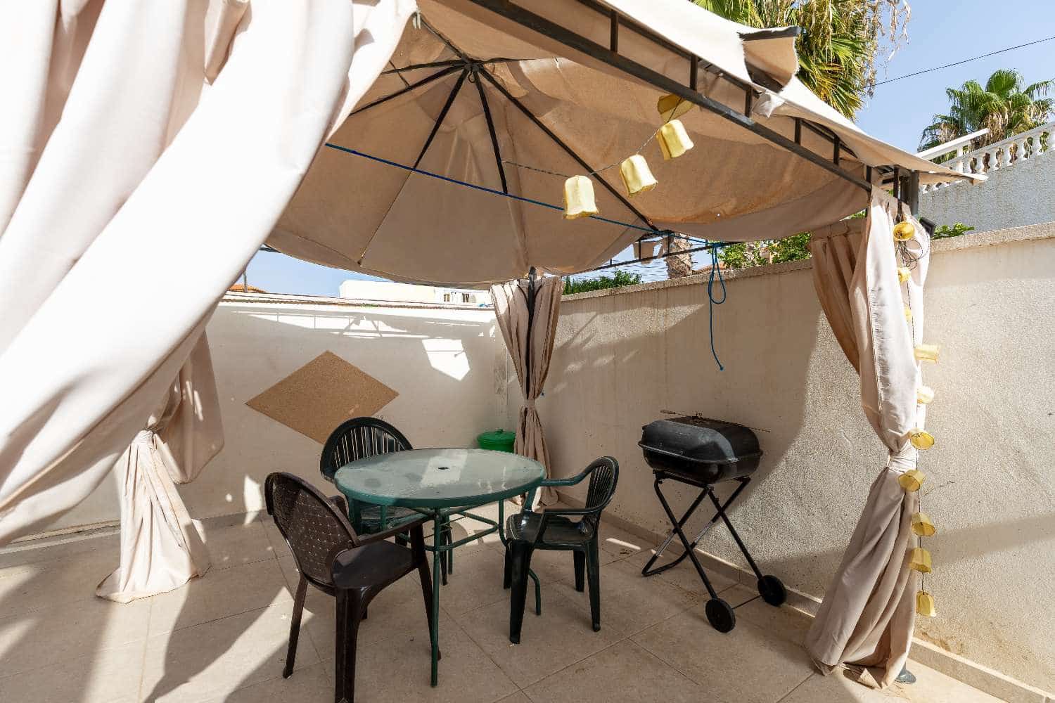 3 chambre Bungalow à vendre à Torrevieja - 139 000 € (Ref: 9338607)