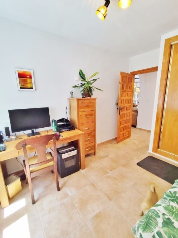 4 Zimmer Villa zu verkaufen in San Miguel de Salinas mit Pool Garage - 425.000 € (Ref: 9338612)