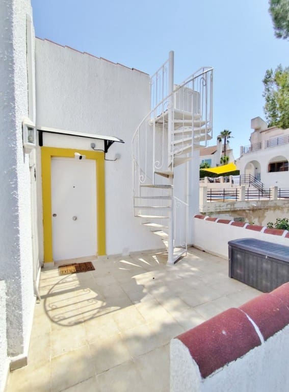 4 Zimmer Villa zu verkaufen in San Miguel de Salinas mit Pool Garage - 425.000 € (Ref: 9338612)