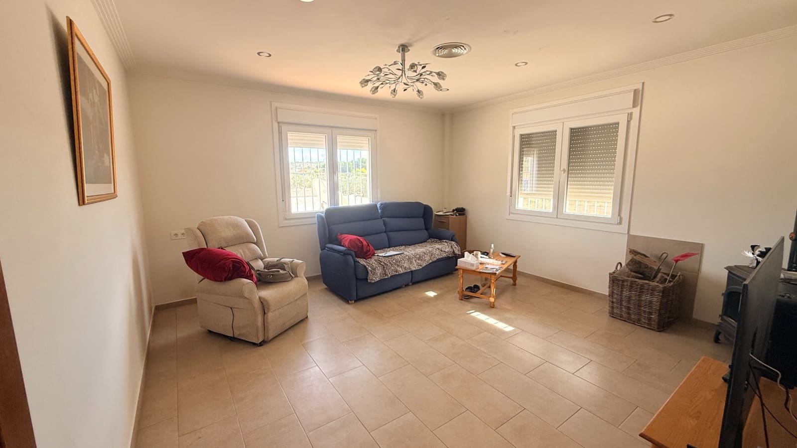 Chalet de 4 habitaciones en Hondón de las Nieves en venta con piscina garaje - 399.000 € (Ref: 9338624)