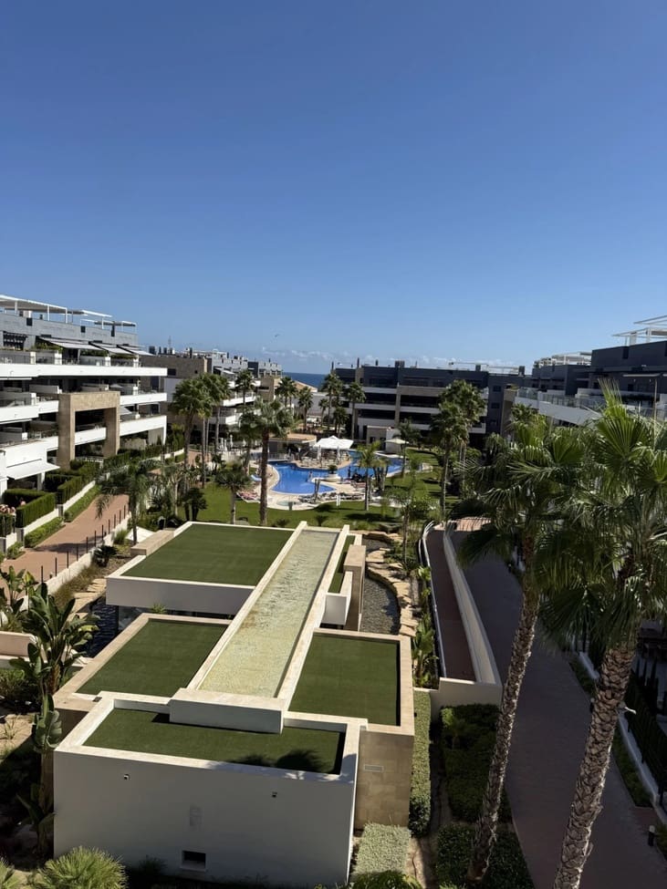 2 makuuhuone Kattohuoneisto myytävänä paikassa Playa Flamenca mukana uima-altaan - 499 000 € (Ref: 9338640)