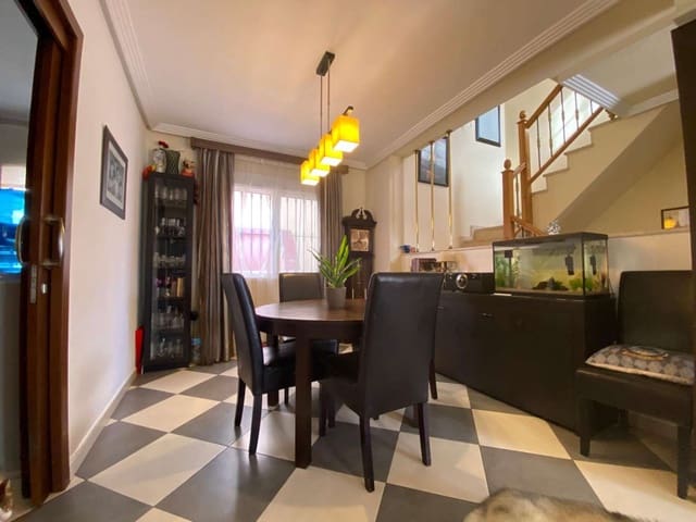 4 camera da letto Villa in vendita in Los Balcones - Los Altos, Orihuela con piscina - 340.000 € (Rif: 9341648)