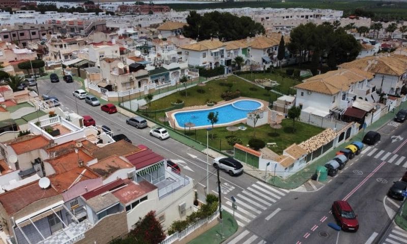 3 chambre Appartement à vendre à Torrevieja avec piscine - 236 995 € (Ref: 9341668)
