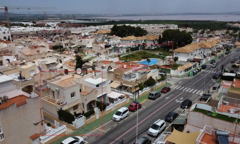 3 chambre Appartement à vendre à Torrevieja avec piscine - 236 995 € (Ref: 9341668)
