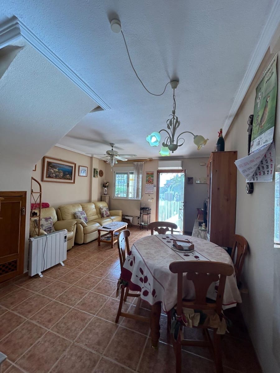 2 sovrum Lägenhet till salu i Orihuela Costa med pool - 199 000 € (Ref: 9341679)