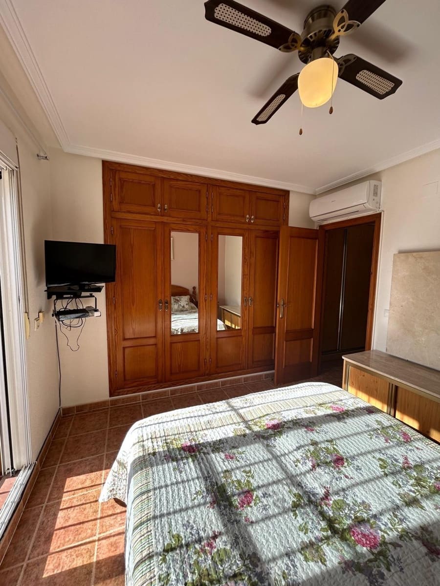 2 sovrum Lägenhet till salu i Orihuela Costa med pool - 199 000 € (Ref: 9341679)