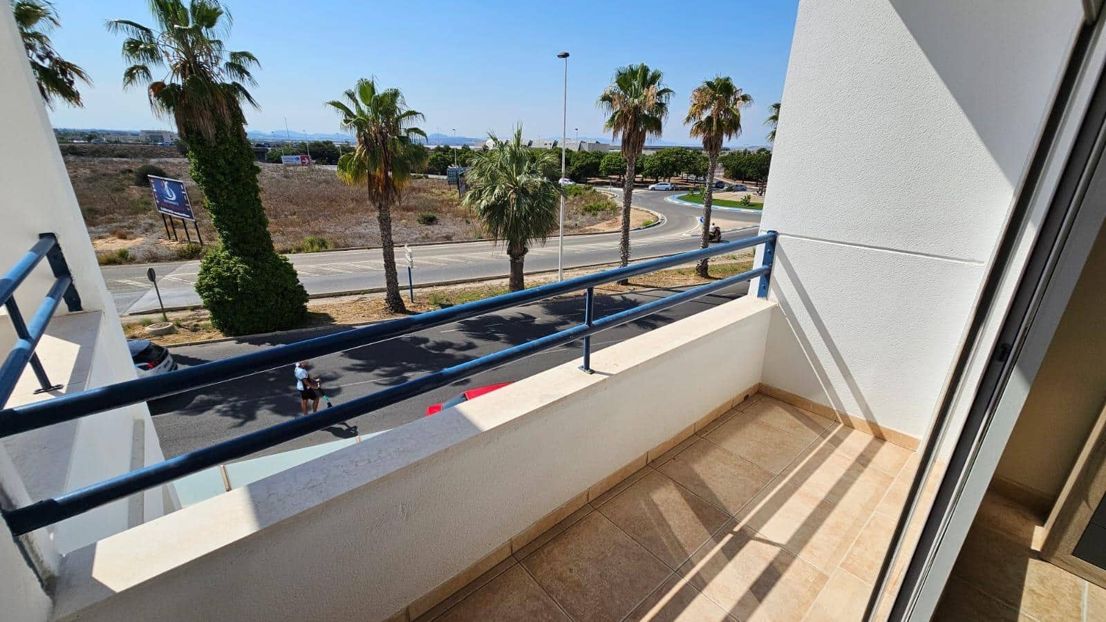 2 soveværelse Lejlighed til salg i Torrevieja med swimmingpool - € 210.000 (Ref: 9341682)