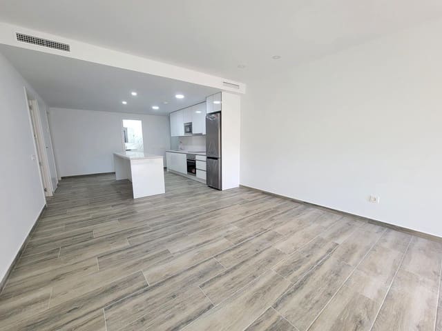 3 bedroom Apartment for sale in Las Piscinas Naturales, Torrevieja with pool - € 375,000 (Ref: 9341683)