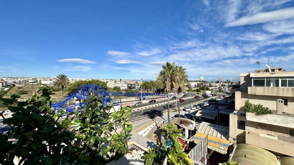 2 slaapkamer Penthouse te koop in Torrevieja - € 247.000 (Ref: 9345509)