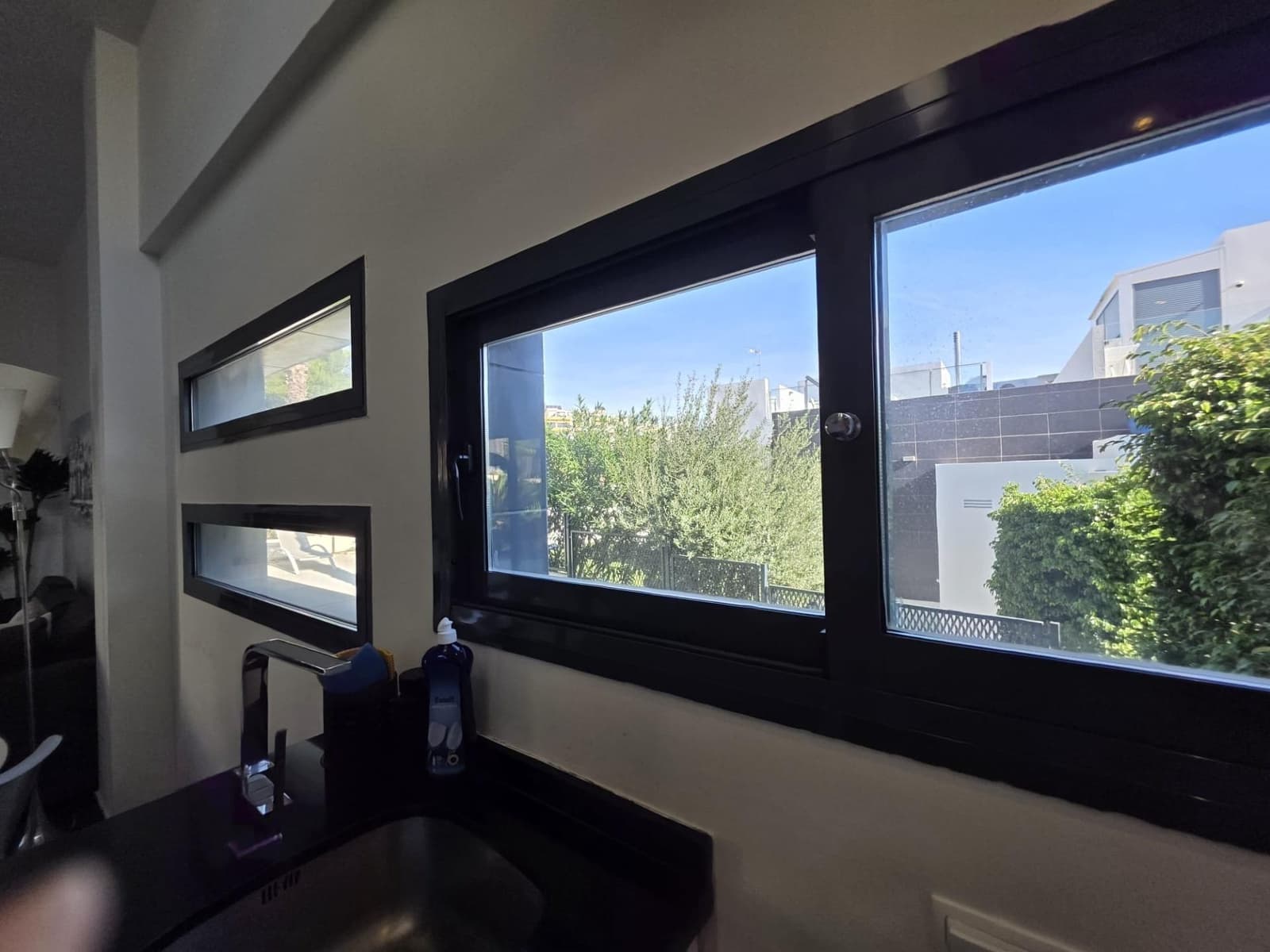 3 makuuhuone Huvila myytävänä paikassa Orihuela Costa mukana uima-altaan - 329 900 € (Ref: 9345514)