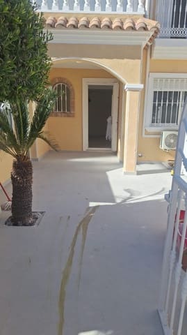 Casa de 2 habitaciones en El Molino, Torrevieja en venta con piscina garaje - 199.600 € (Ref: 9345520)