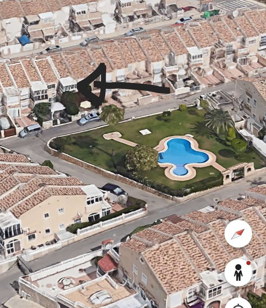 2 Zimmer Haus zu verkaufen in Torrevieja mit Pool Garage - 199.600 € (Ref: 9345520)