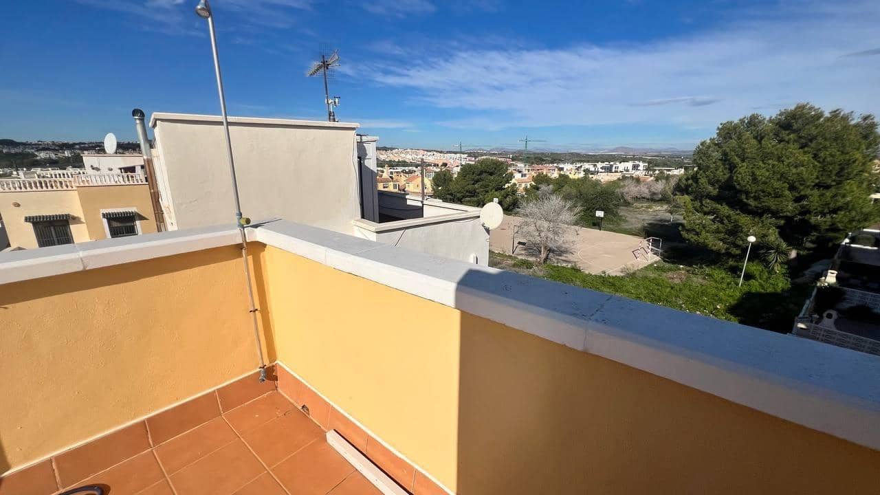 3 sovrum Hus till salu i Orihuela Costa med pool - 179 000 € (Ref: 9345521)