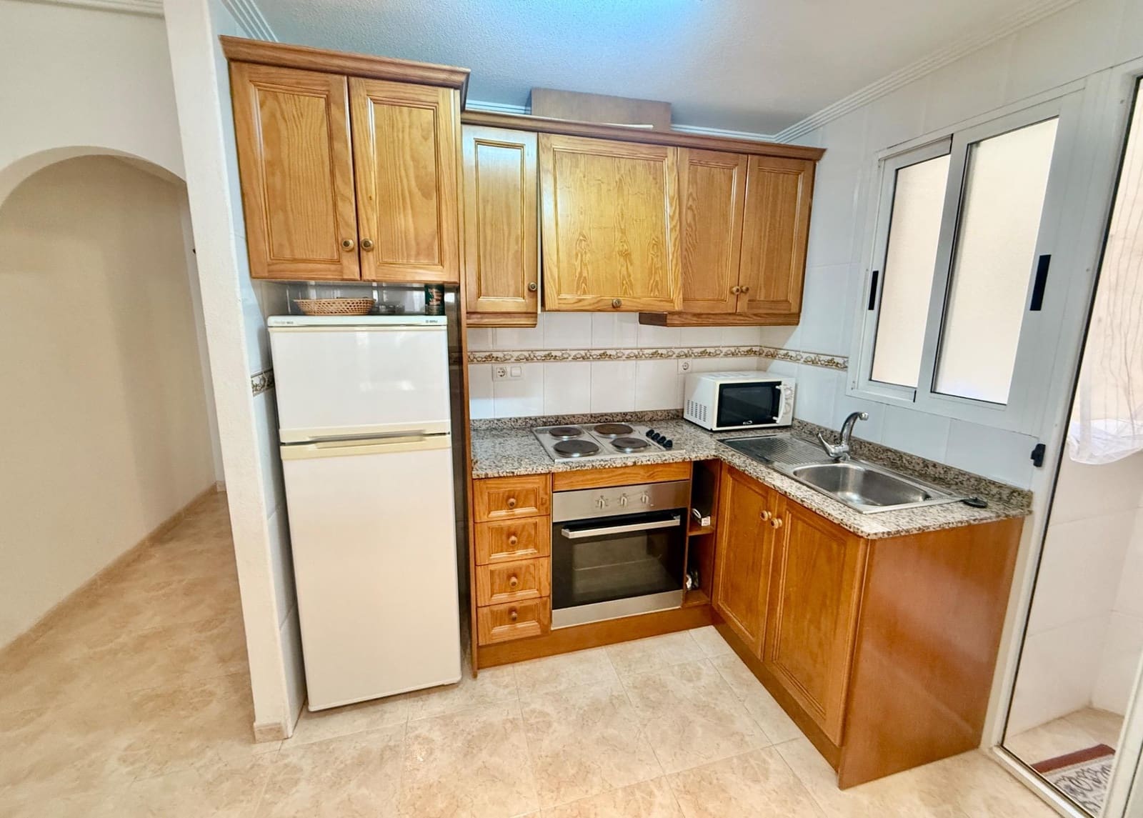 2 soveværelse Lejlighed til salg i Torrevieja med swimmingpool - € 124.900 (Ref: 9345524)