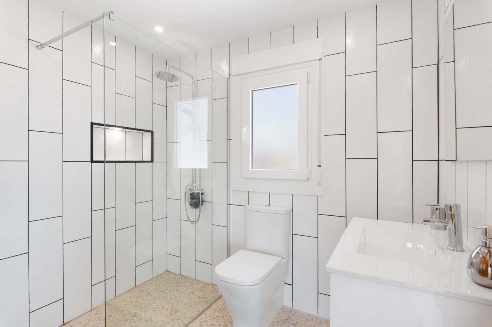 4 sypialnia Finka/Dom wiejski na sprzedaż w Catral z basenem garażem - 565 000 € (Ref: 9345526)