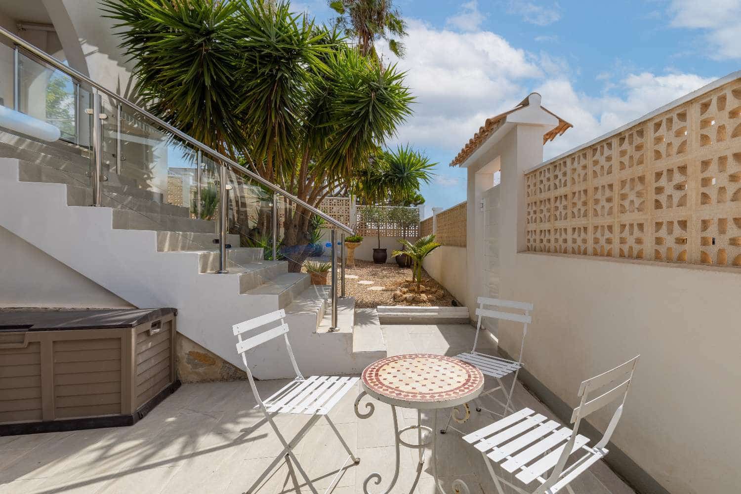 3 bedroom Villa for sale in Orihuela with pool garage - € 449,000 (Ref: 9345528)